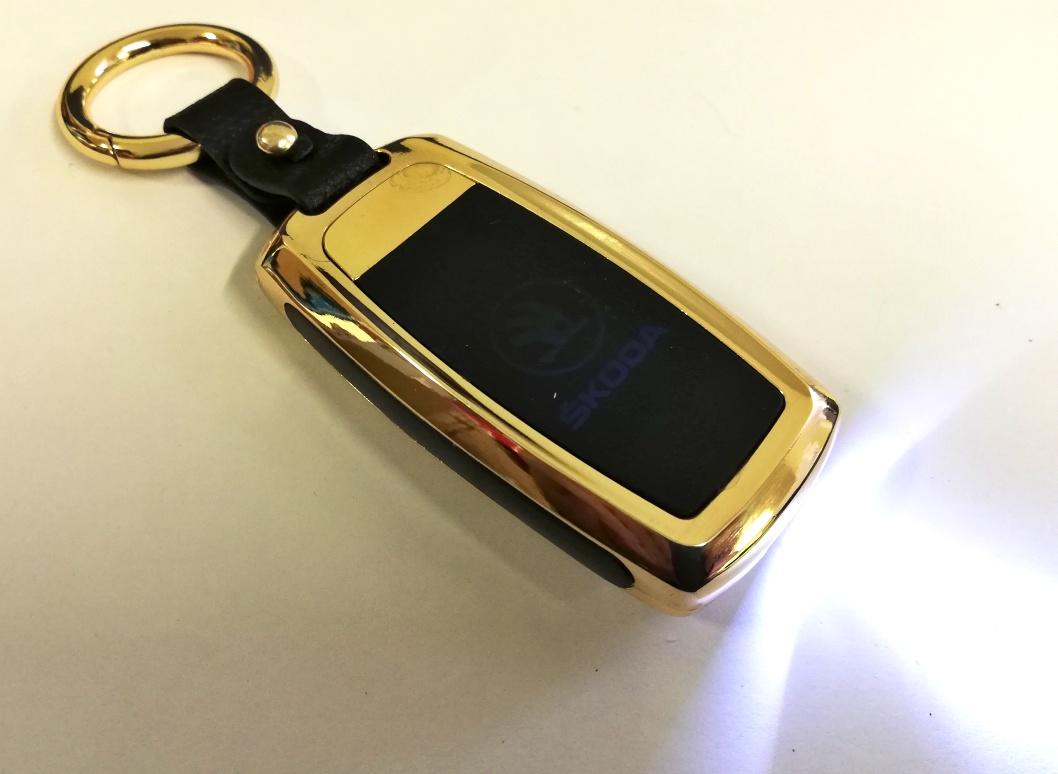 Nabíjecí USB zapalovač s LED světlem Skoda