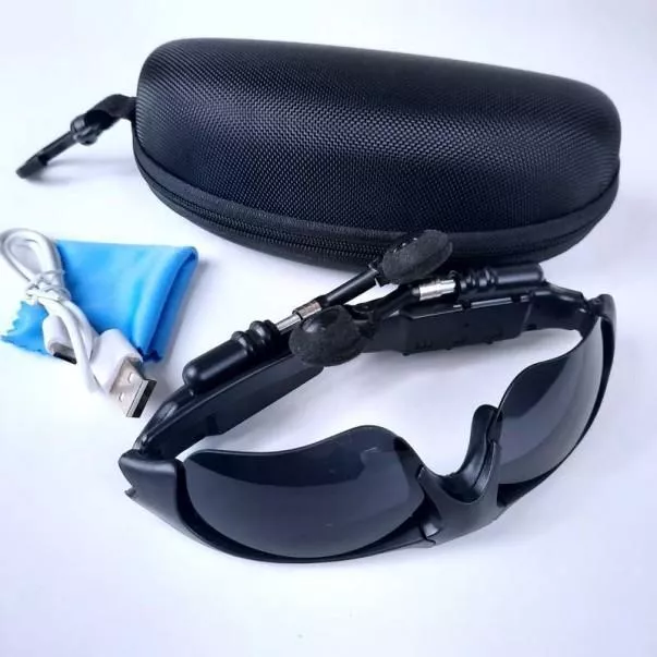 Sluneční brýle s podporou Bluetooth s integrovaným přehrávačem MP3