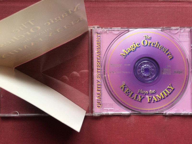 THE MAGIC ORCHESTRA PLAYS THE KELLY FAMILY