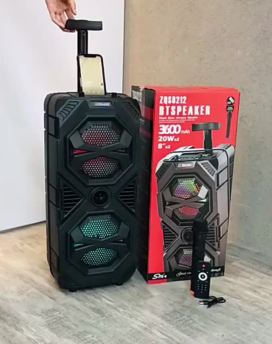 ZQS8212+ Party karaoke reproduktor s bezdrátovým mikrofonem. Vysoký