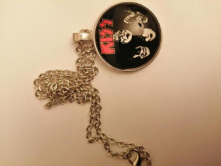 retizek s priveskem KISS